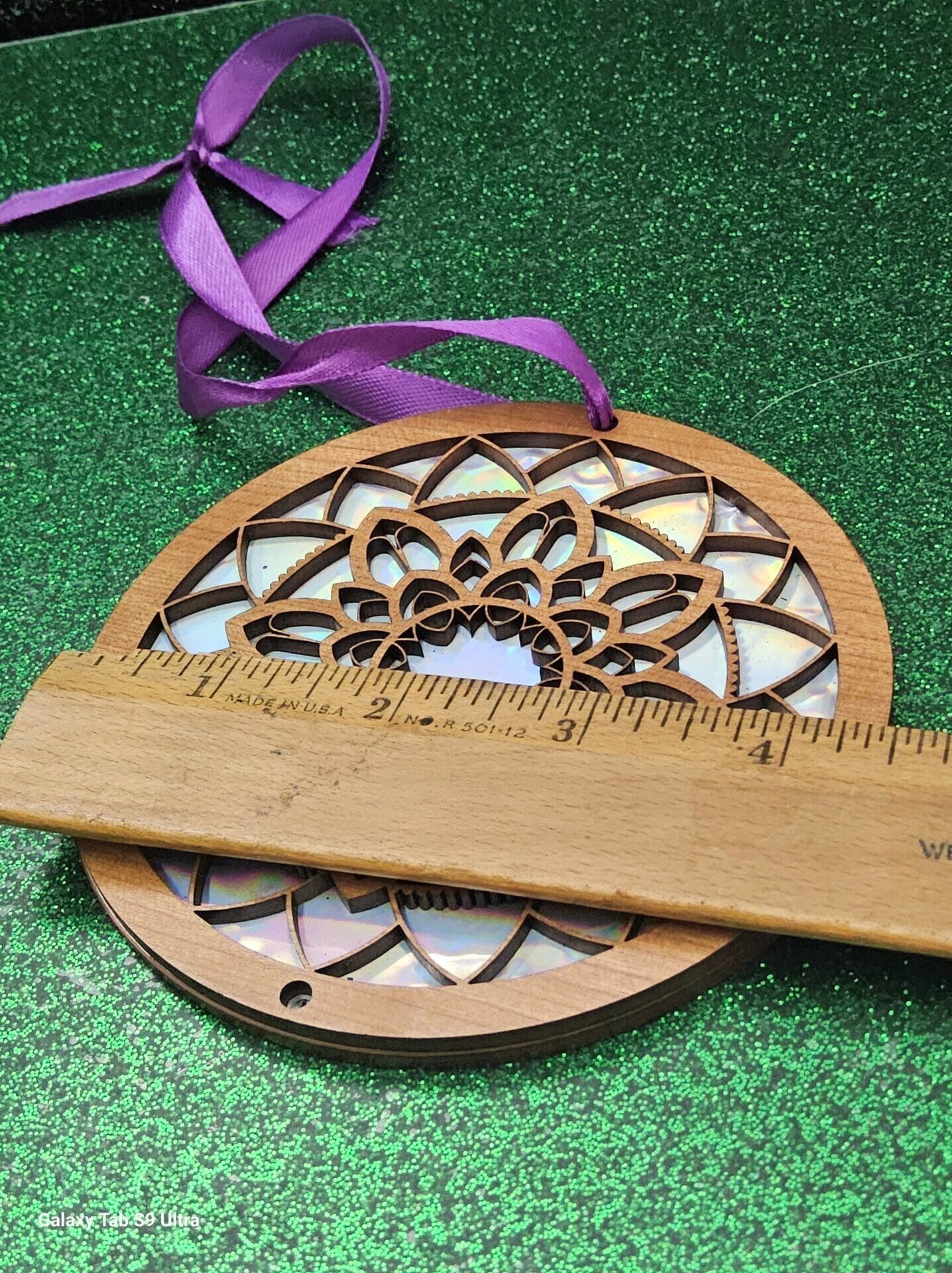 Retro Radiance: Upcycled CD Suncatcher Symphony Window décor - Image 12