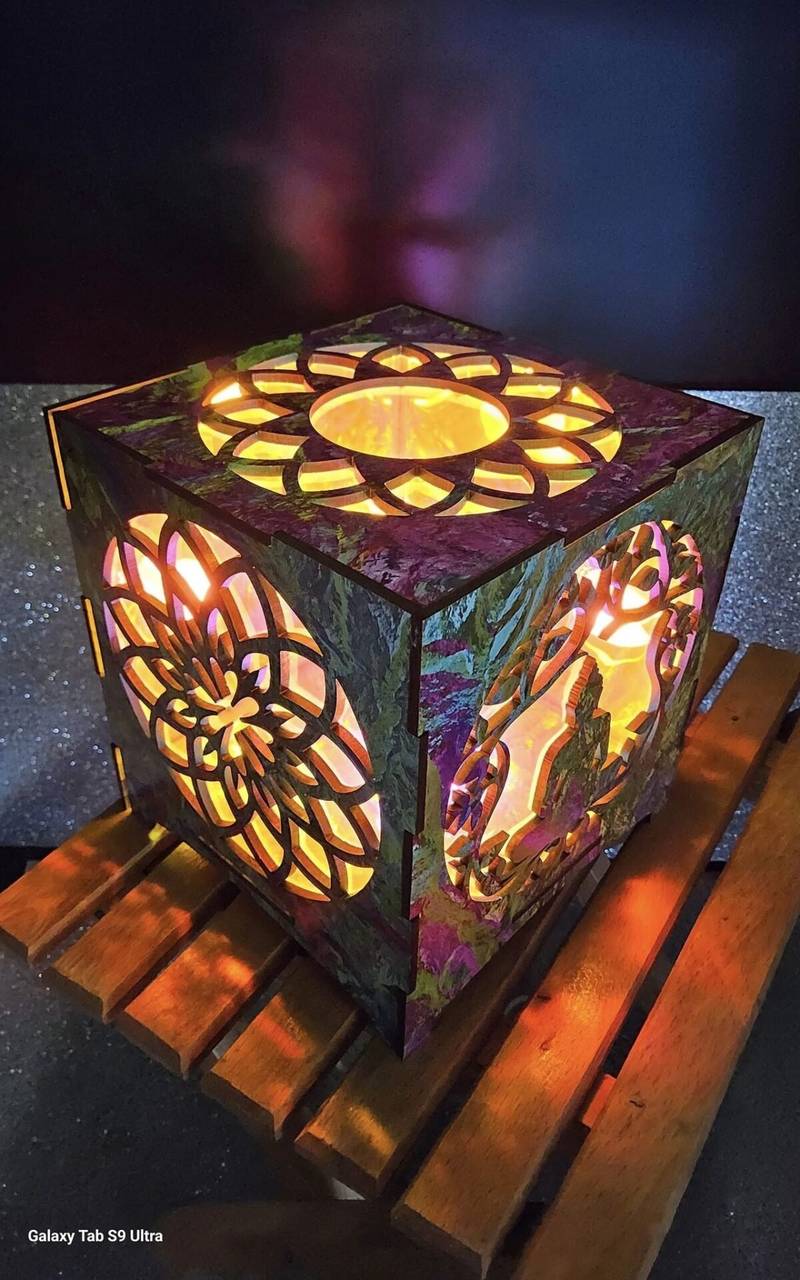 Tranquil Buddha & Tree of Life Lamp: Illuminate Your Space with Serenity - Image 6